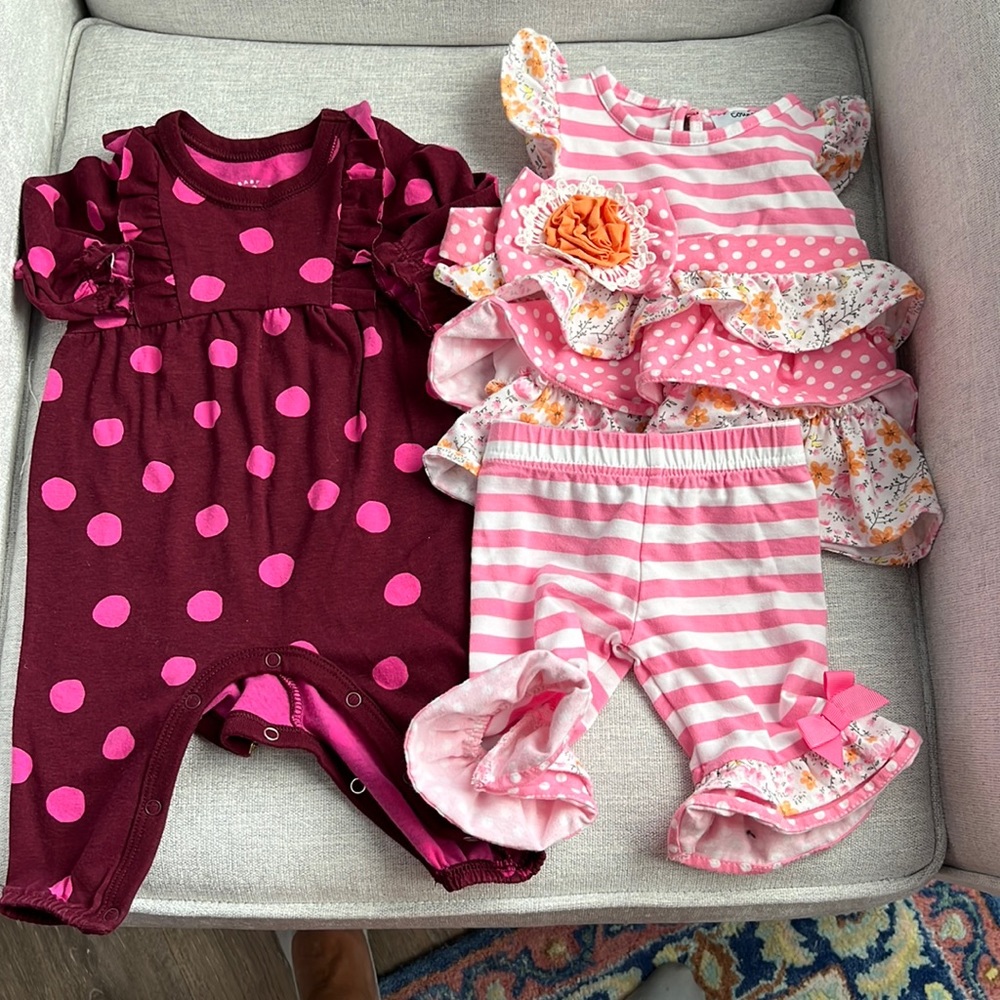Target Romper & Counting Daisys 2 piece set
